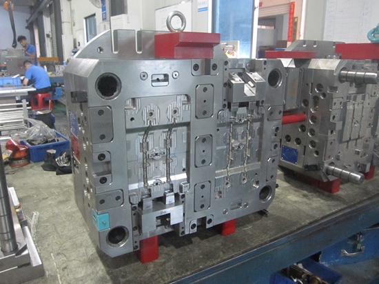 2k Plastic Injection Molding