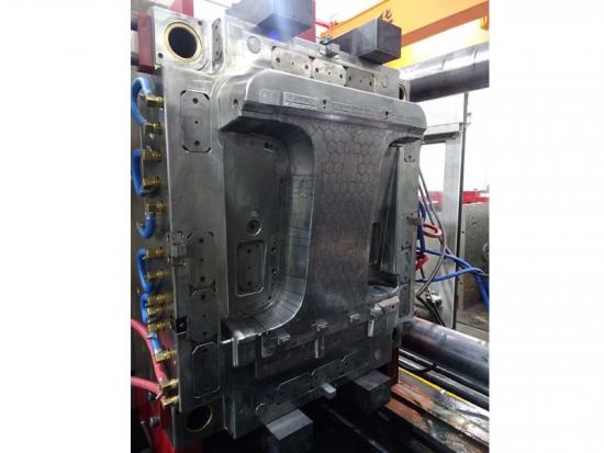 auto car C pillar mould